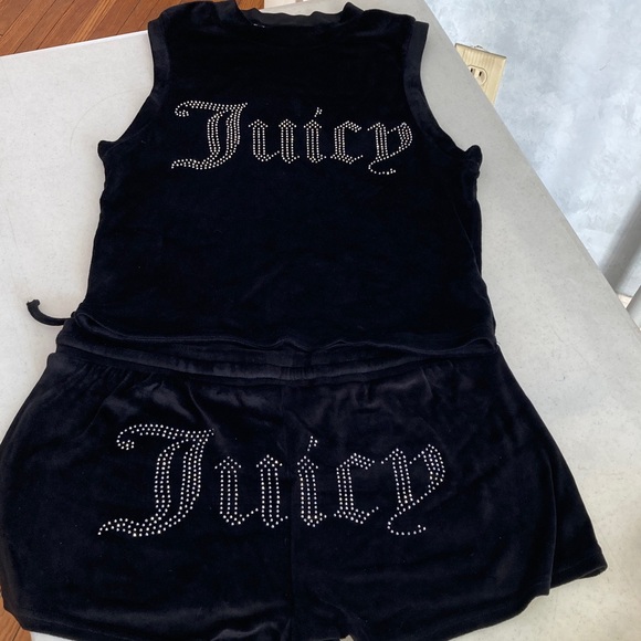 Juicy Couture Other - NWOT Juicy Couture Black Sleeveless Velour Set